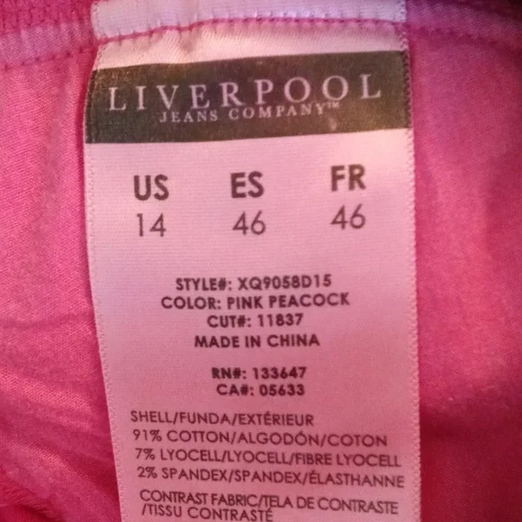 Liverpool Jeans Company The Walking Short Maternity Shorts - Picture 6 of 9